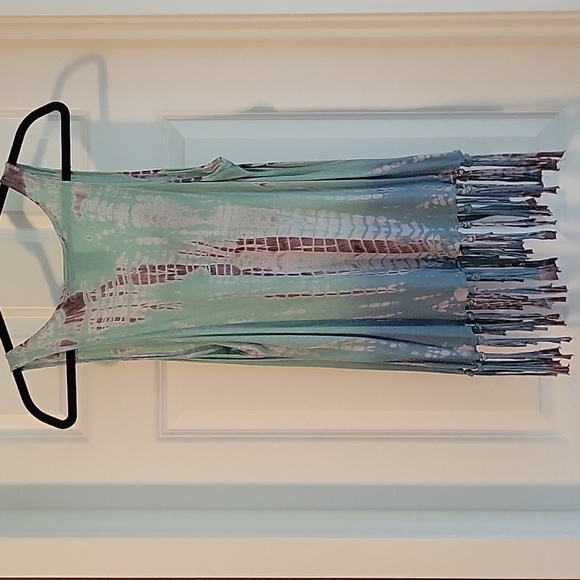 NWT, Beautiful boho tank - Picture 3 of 4